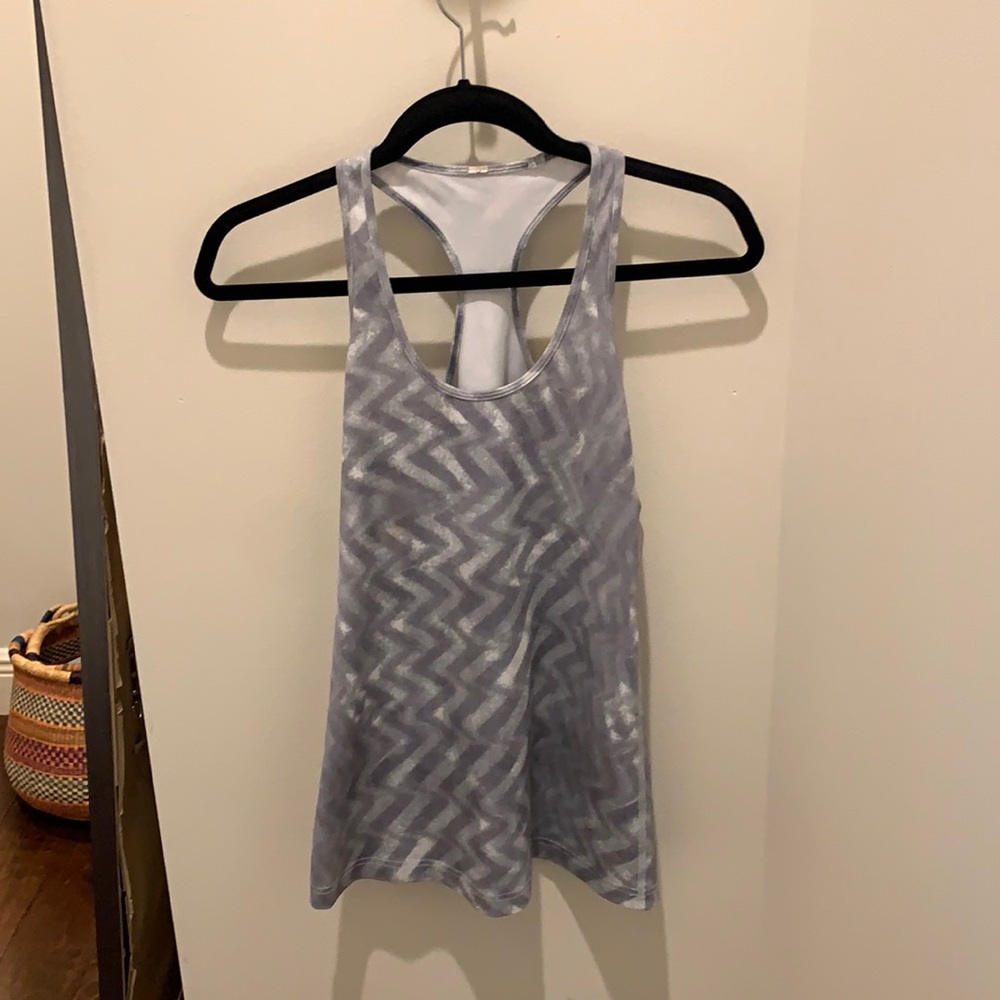 Lululemon tank top